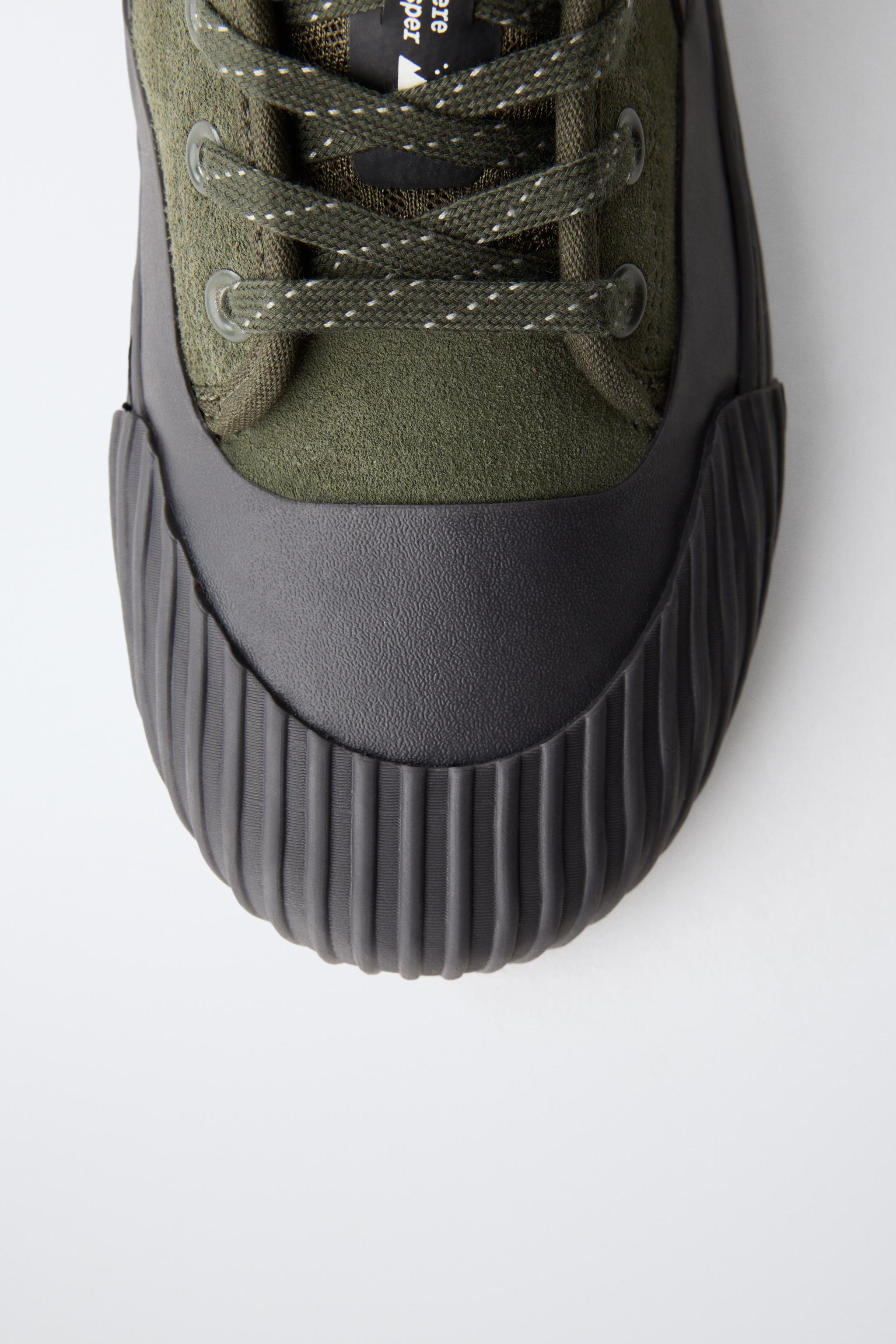 BASKETS MONTANTES EN CUIR
