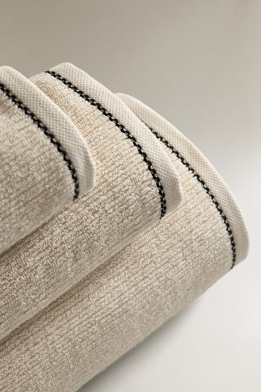 SERVIETTE DE BAIN SURPIQÛRE - Sable de Zara - Image 1