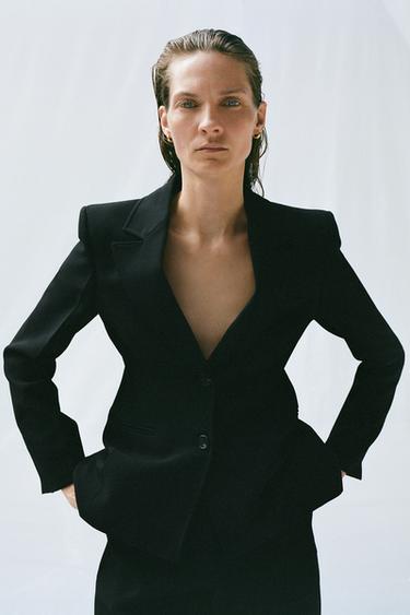 BLAZER ENTALLADA PESPUNTES ZW COLLECTION - Negro de Zara