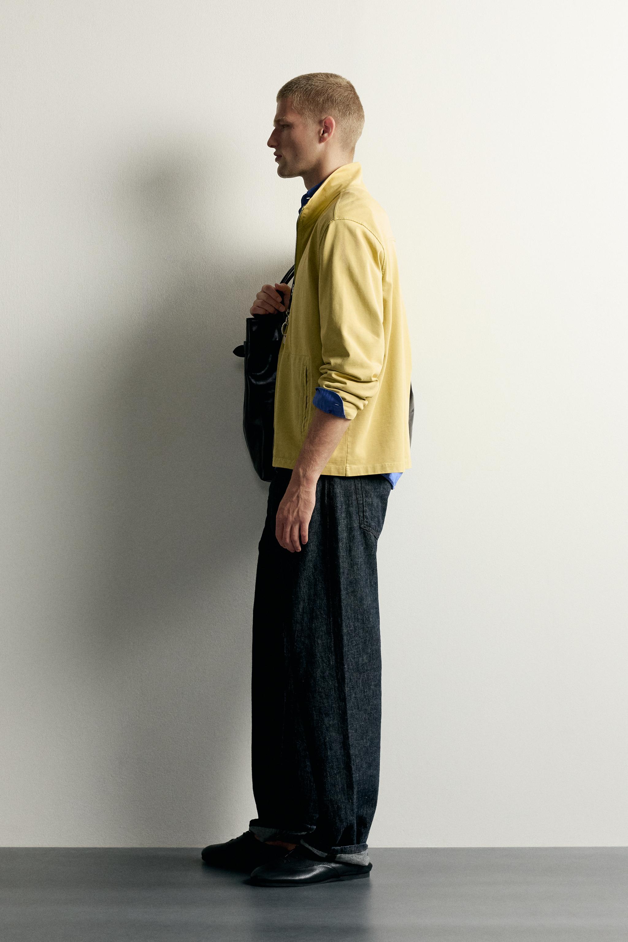 RELAXED FIT ZIP-UP SWEATSHIRT