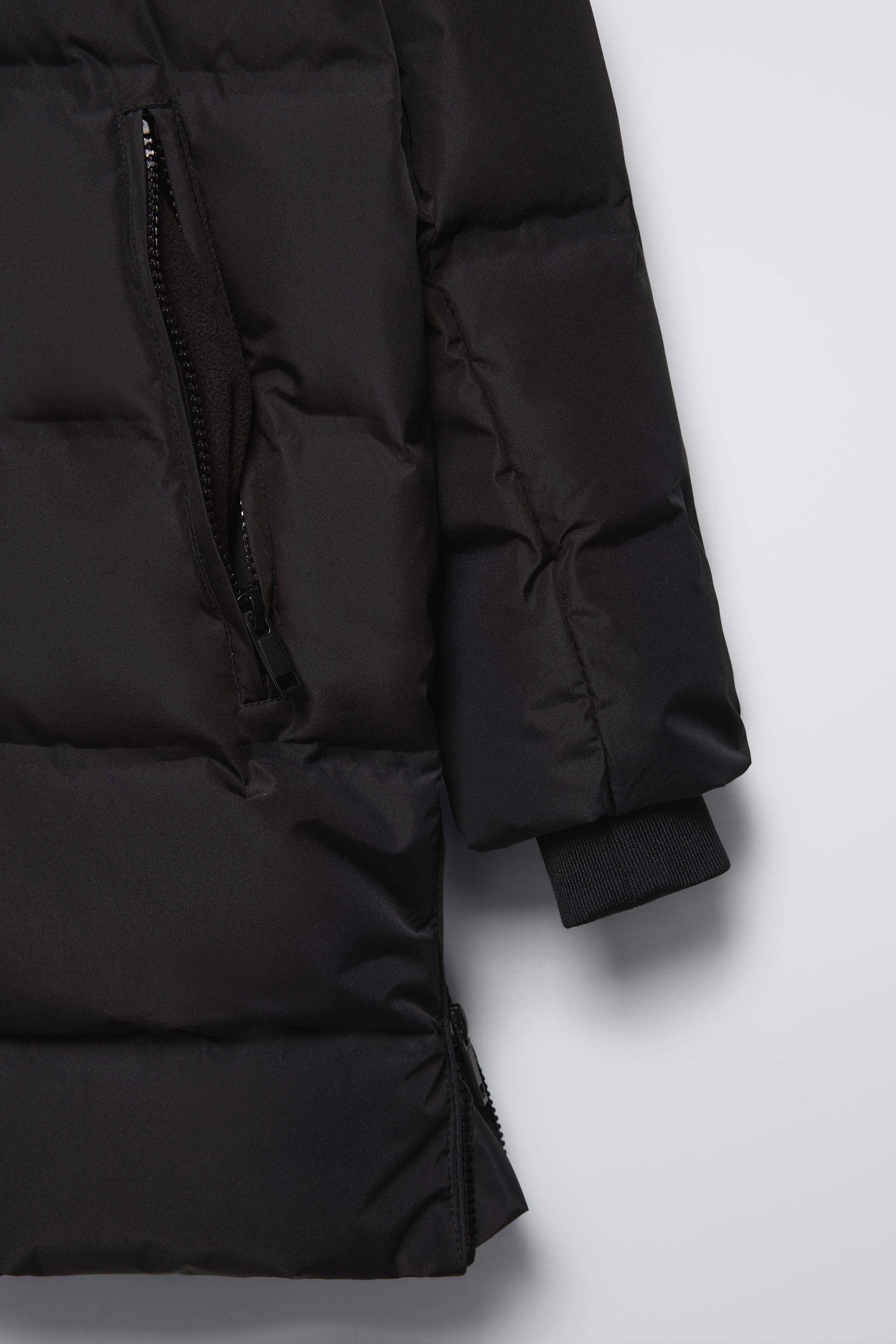 Zara offers long down Puffer Coat