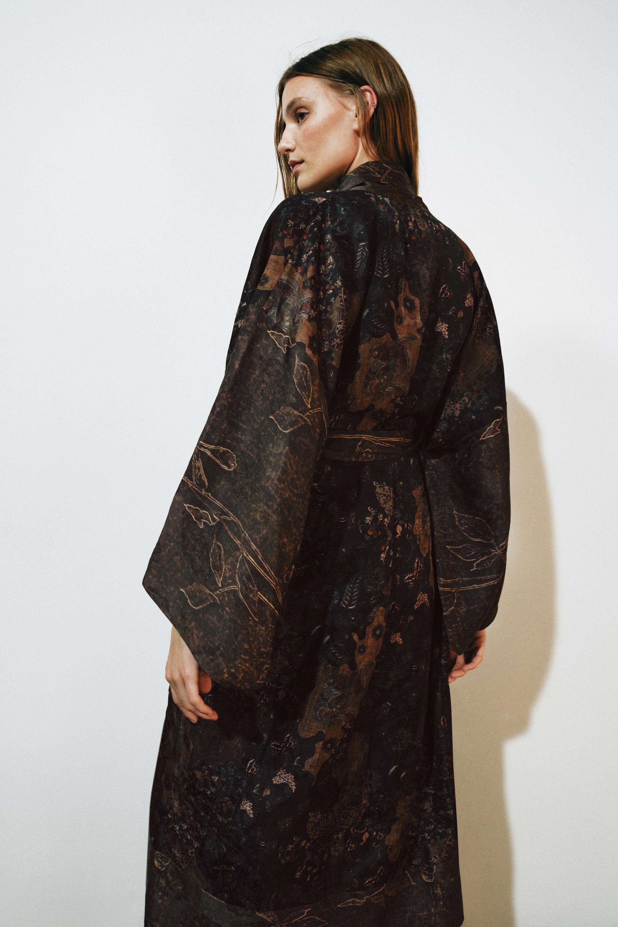 Zara İşlemeli Keten Kimono görsel 4