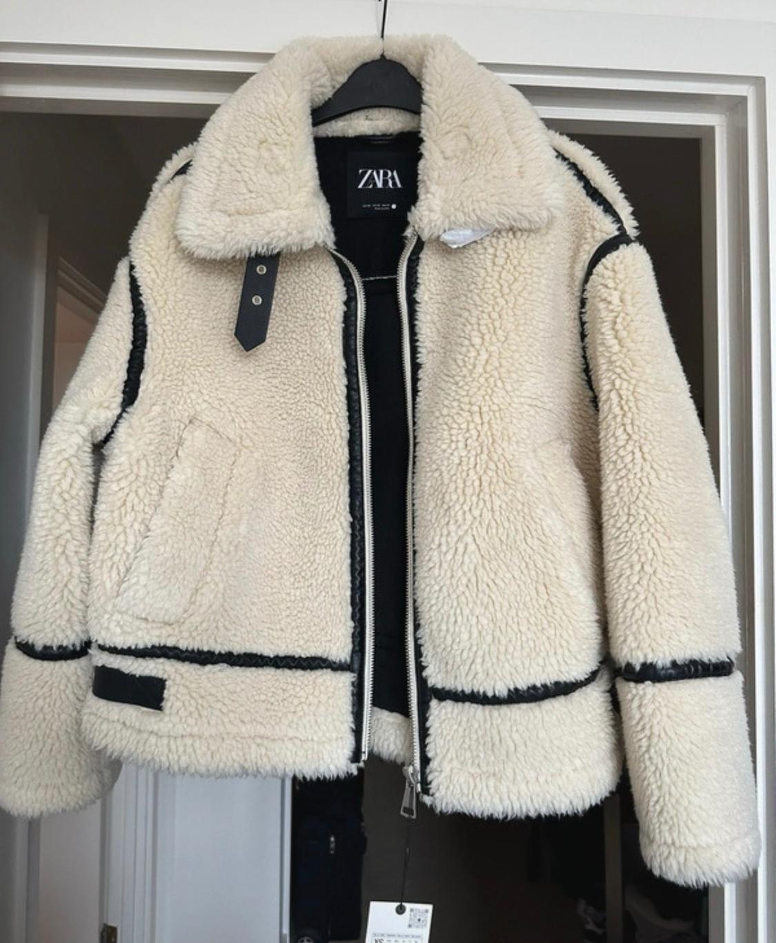 FAUX FUR BIKER JACKET - Image 2
