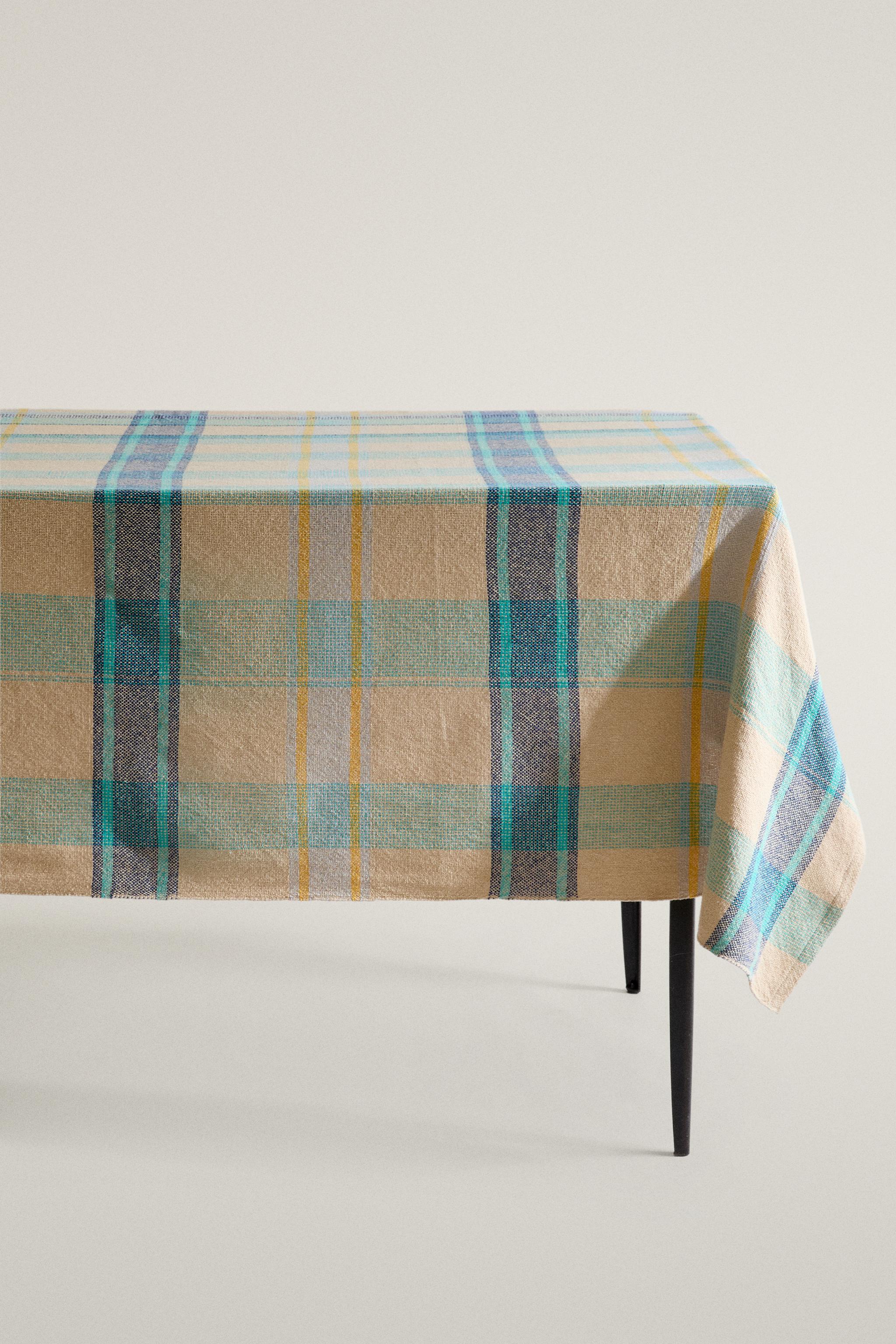 NAPPE À CARREAUX FIL TEINT