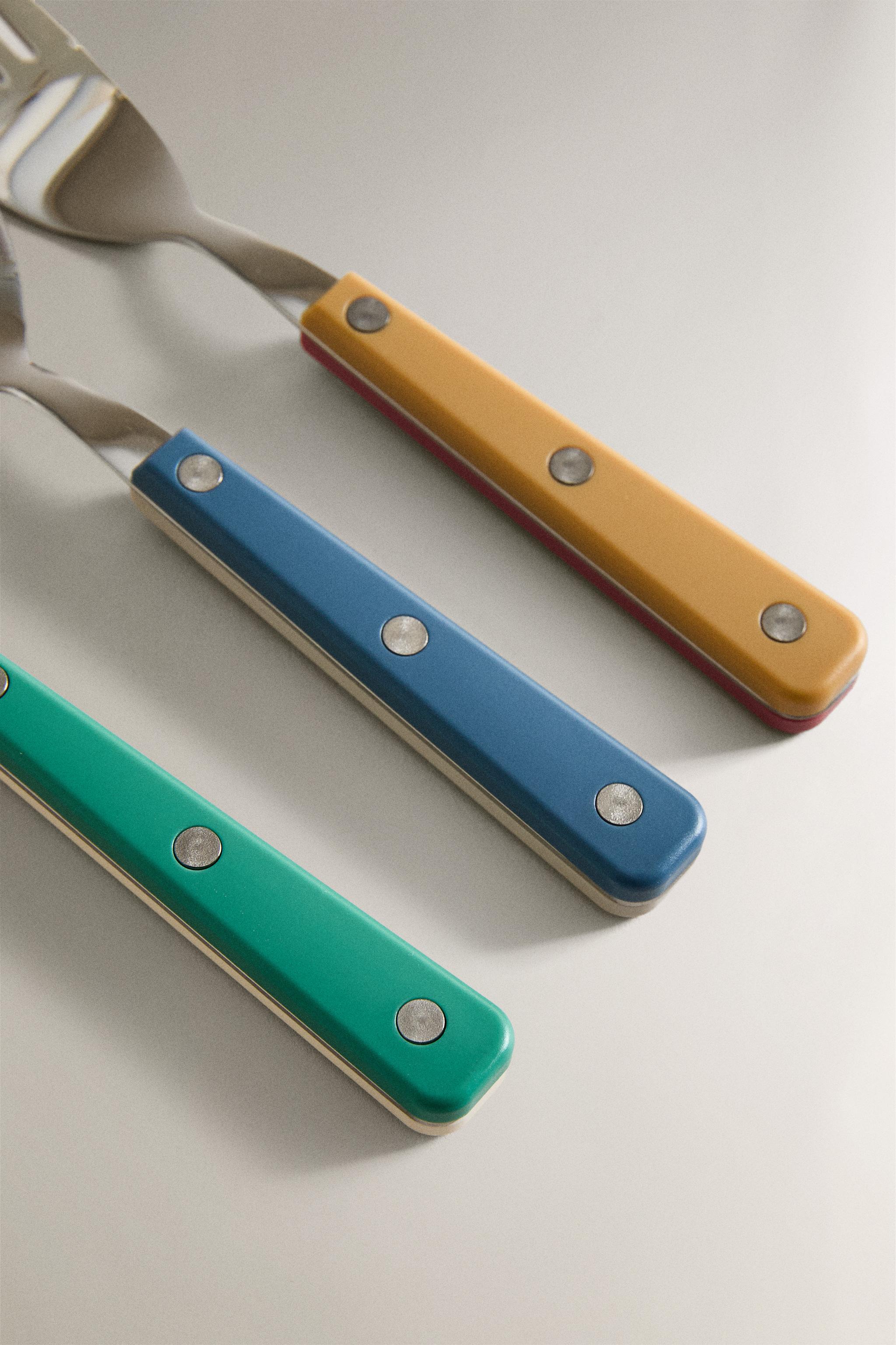 Zara KIDS' COLORED FLATWARE SET — фото 4