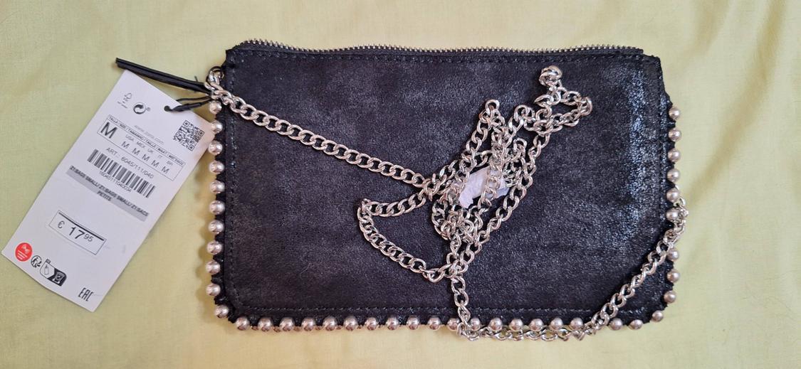 STUDDED BLACK CROSSBODY BAG - Image 3