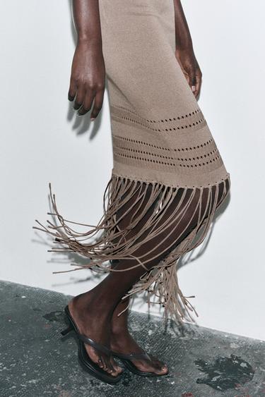 ROBE EN MAILLE À FRANGES - Marron / Taupe de Zara - Image 3
