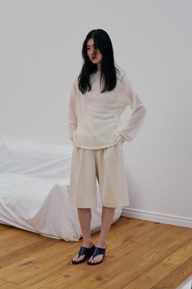 ZW COLLECTION ダーツ バミューダパンツエクリュZaraのZW COLLECTION ダーツ バミューダパンツ - エクリュ 