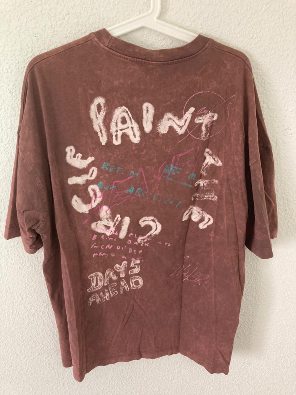 GRAFFITI PRINT T-SHIRT - Image 2