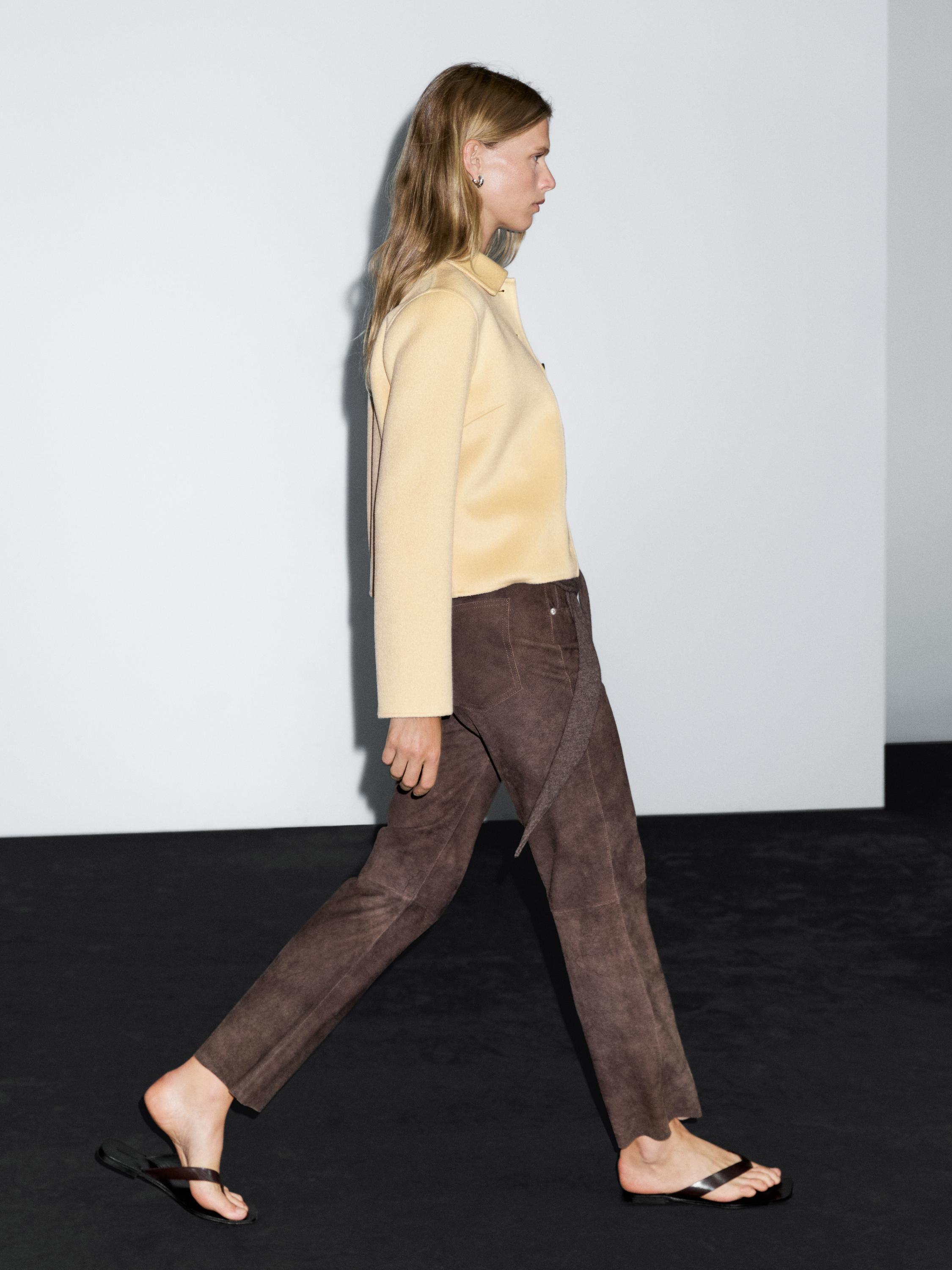 Manteau court en laine mélangée
