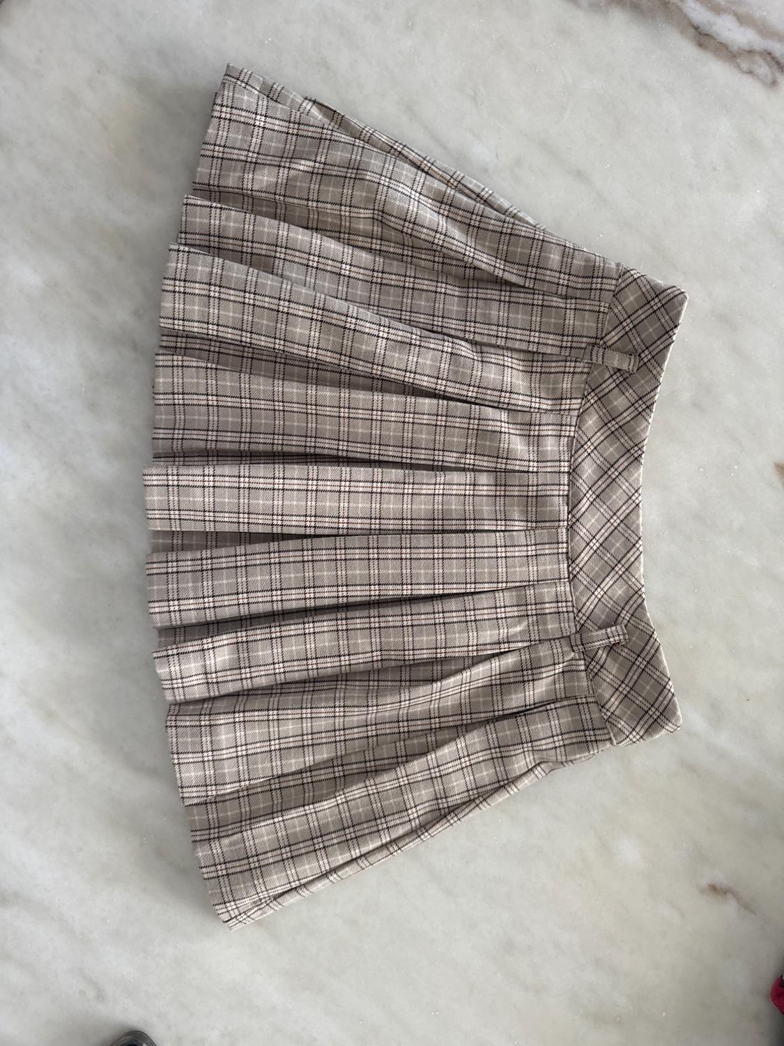 CHECK BOX PLEAT SKIRT - Image 2