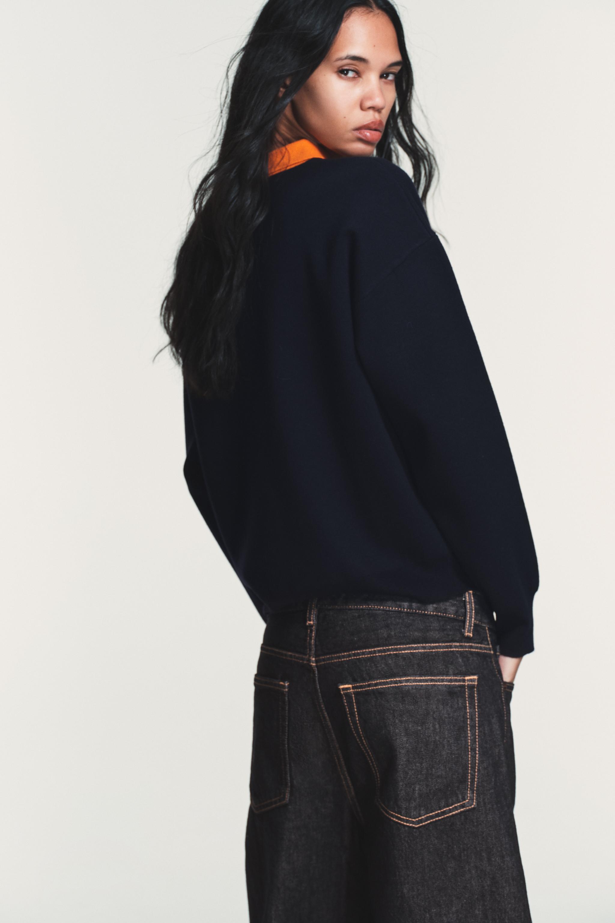 CONTRAST COLLAR KNIT POLO SHIRT