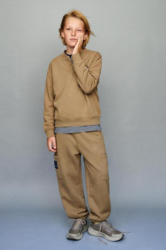 VARSITY CARGO PLUSH TROUSERS - camel by Zara - Image 0