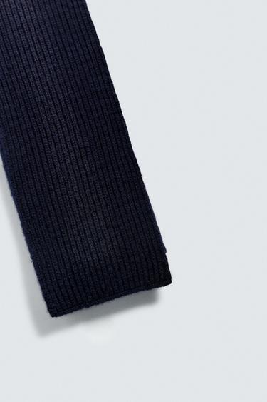 ÉCHARPE ÉTROITE EN MAILLE MÉLANGE DE LAINE - Bleu marine foncé de Zara - Image 2