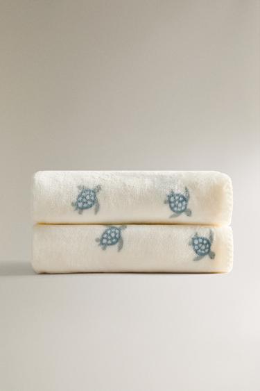 CHILDREN'S FLEECE TURTLE BLANKET - Multicoloured by Zara - Image 1
