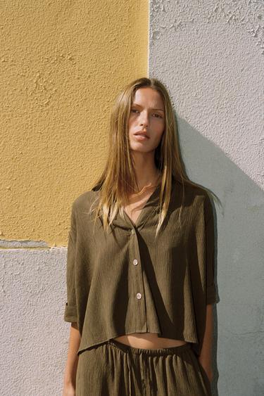 SHORT SLEEVE FLOWING SHIRT - Olive green by Zara