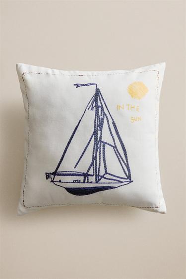 BOAT THROW PILLOW COVER — White 1