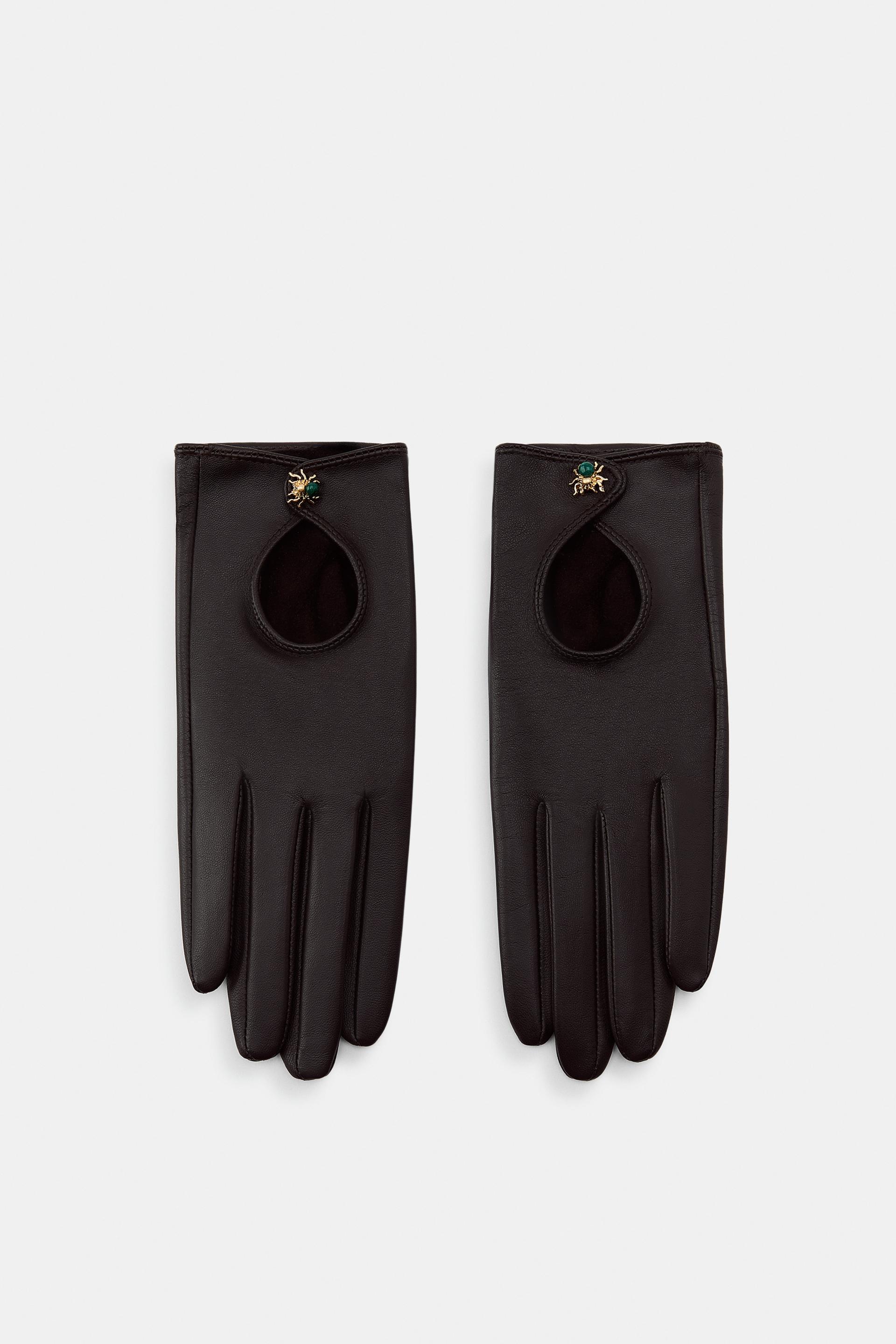Short 100% Leather Gloves With Spider Detail