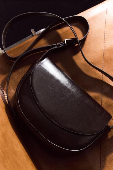 حقيبة كتف جلد - بني by Zara