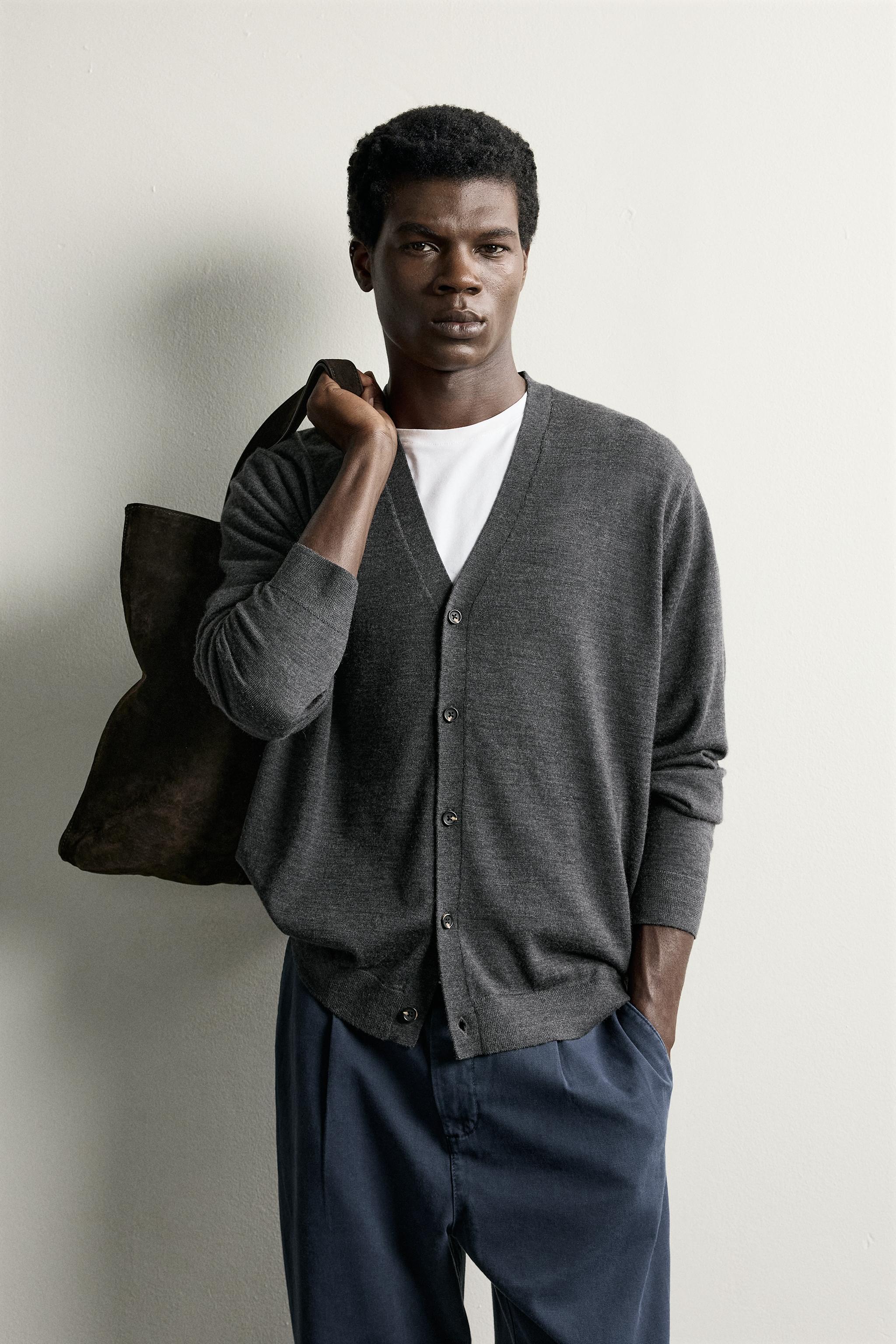 100% WOOL REGULAR FIT CARDIGAN