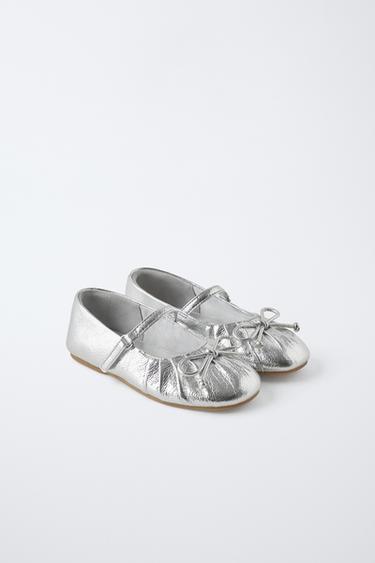BAILARINA METALIZADA - Plata de Zara