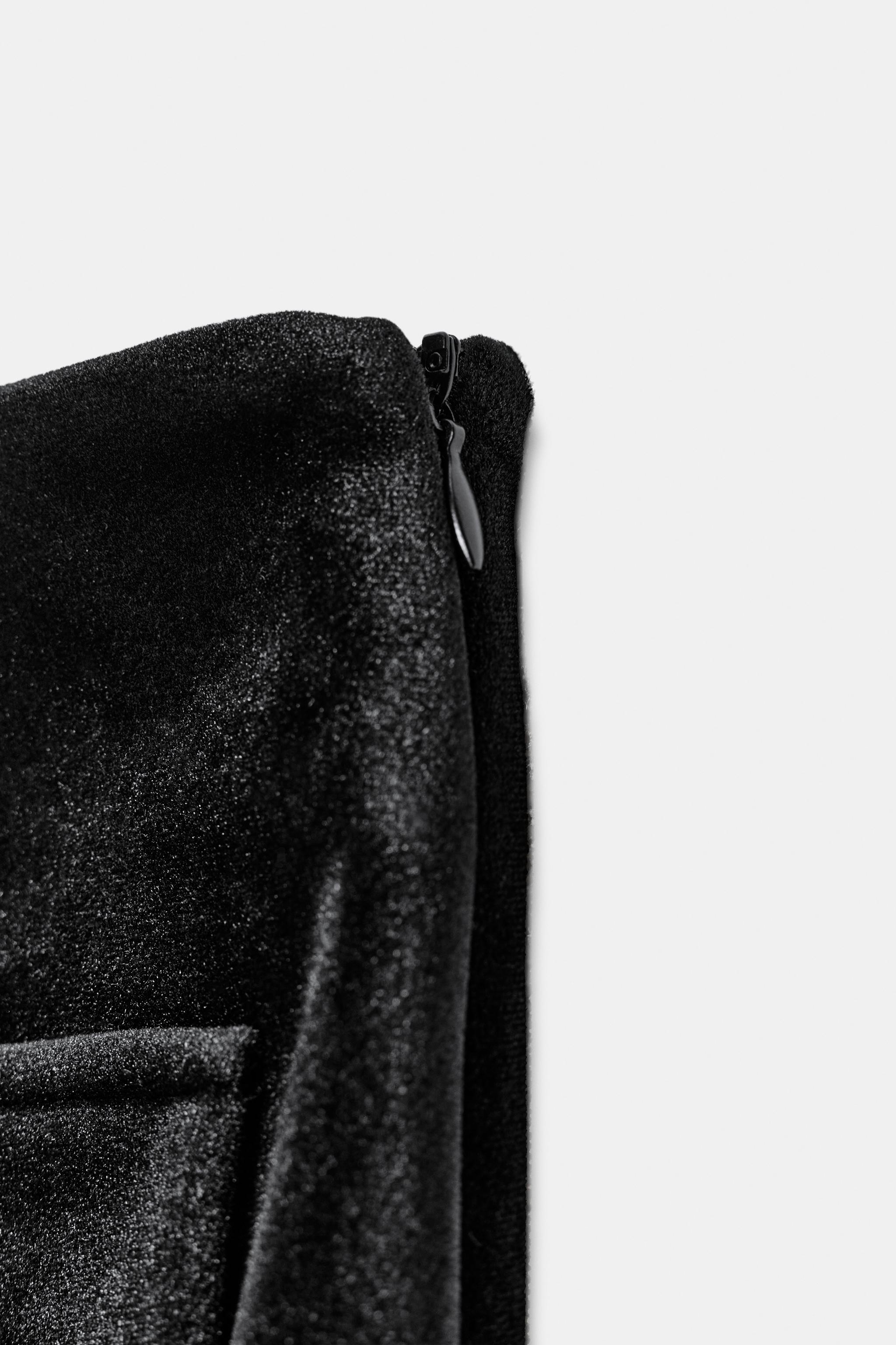 JUPE COURTE EN VELOURS