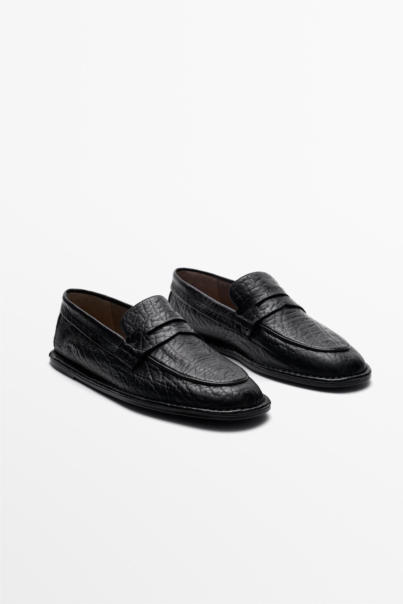 Soft leather loafer — Black