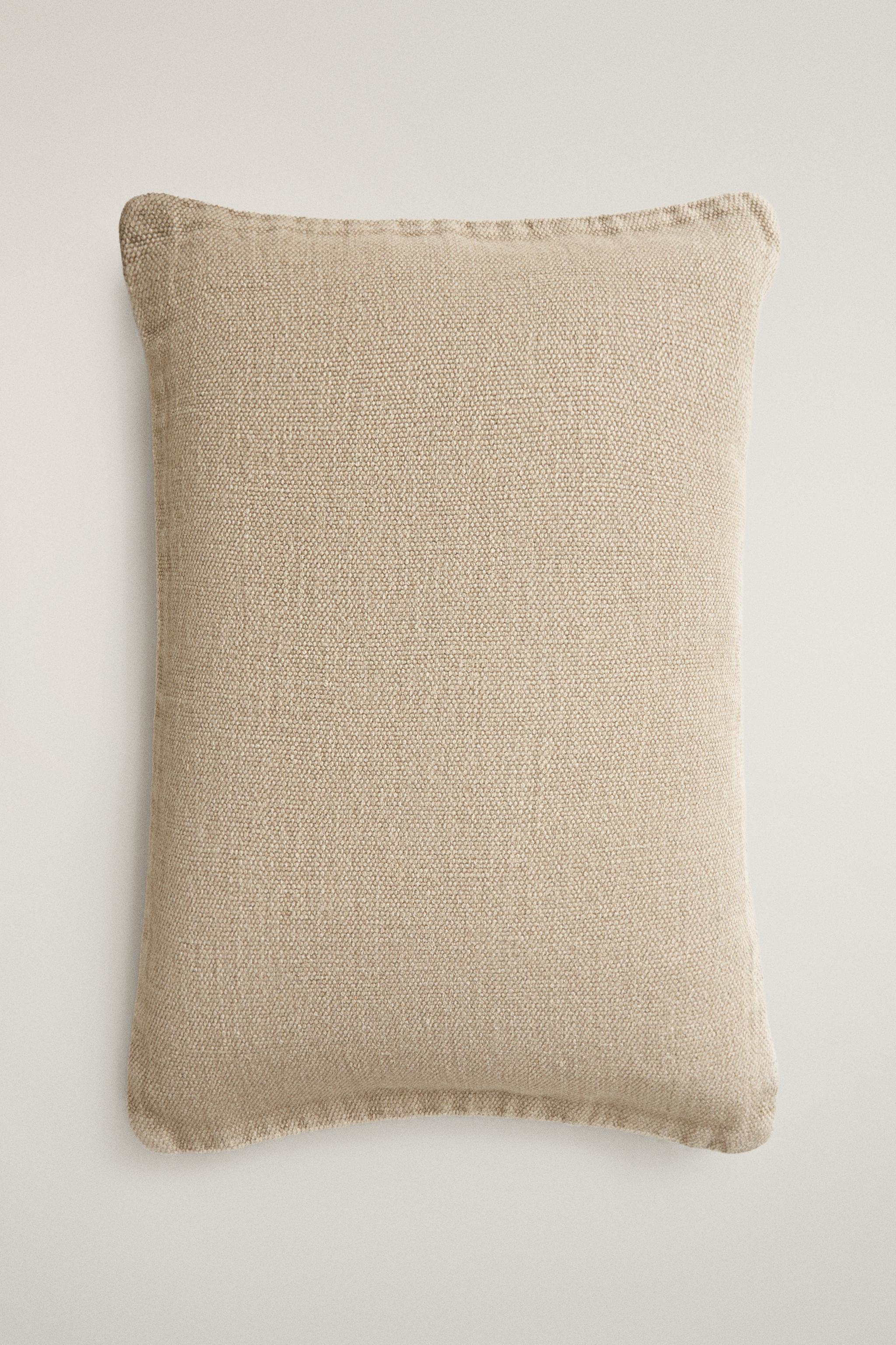 PLAIN LINEN THROW PILLOW COVER — Beige