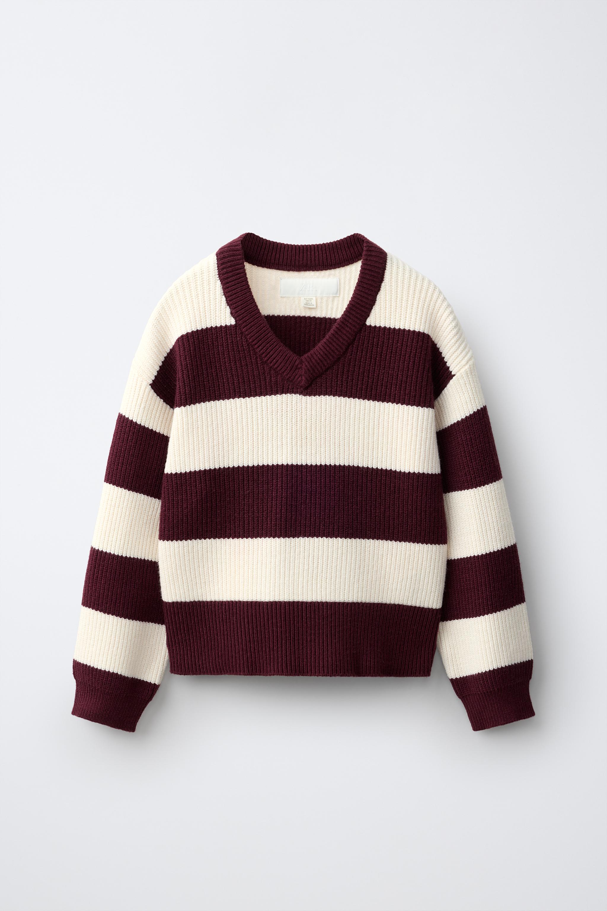 PULL EN MAILLE À RAYURES