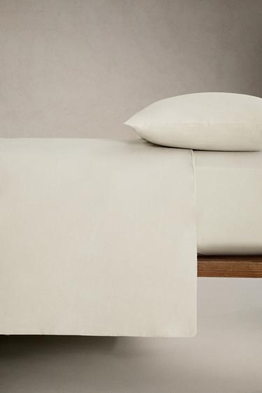 WASHED COTTON PERCALE FITTED SHEET X SOCIETY LIMONTA - Stone by Zara