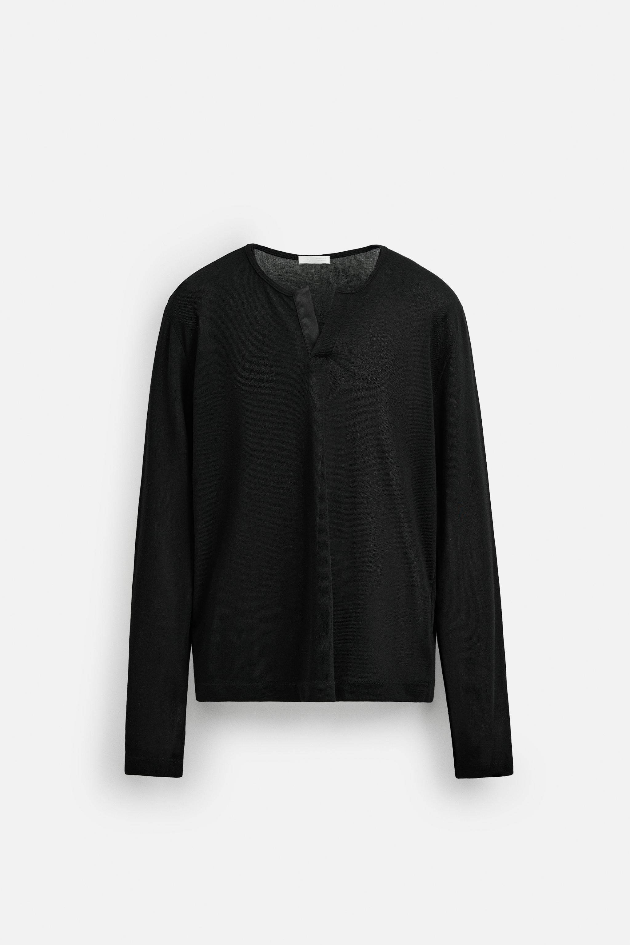 【ZARA】セミシースルー スリットネックTシャツ 5039/415/800 SEMI-SHEER T-SHIRT WITH FRONT OPENING - Black | ZARA United
