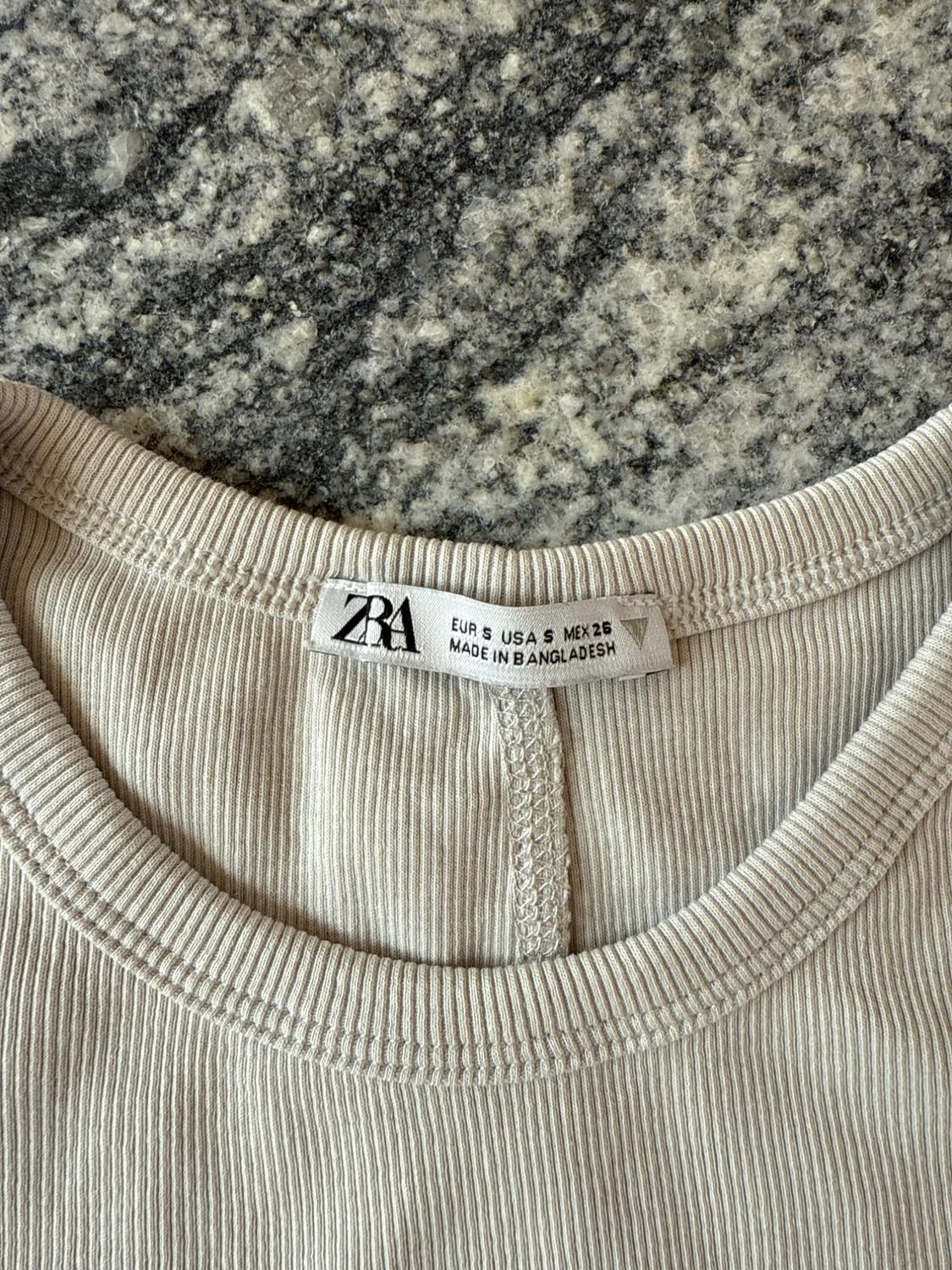 RIBBED CROPPED HALTER TOP - Image 2