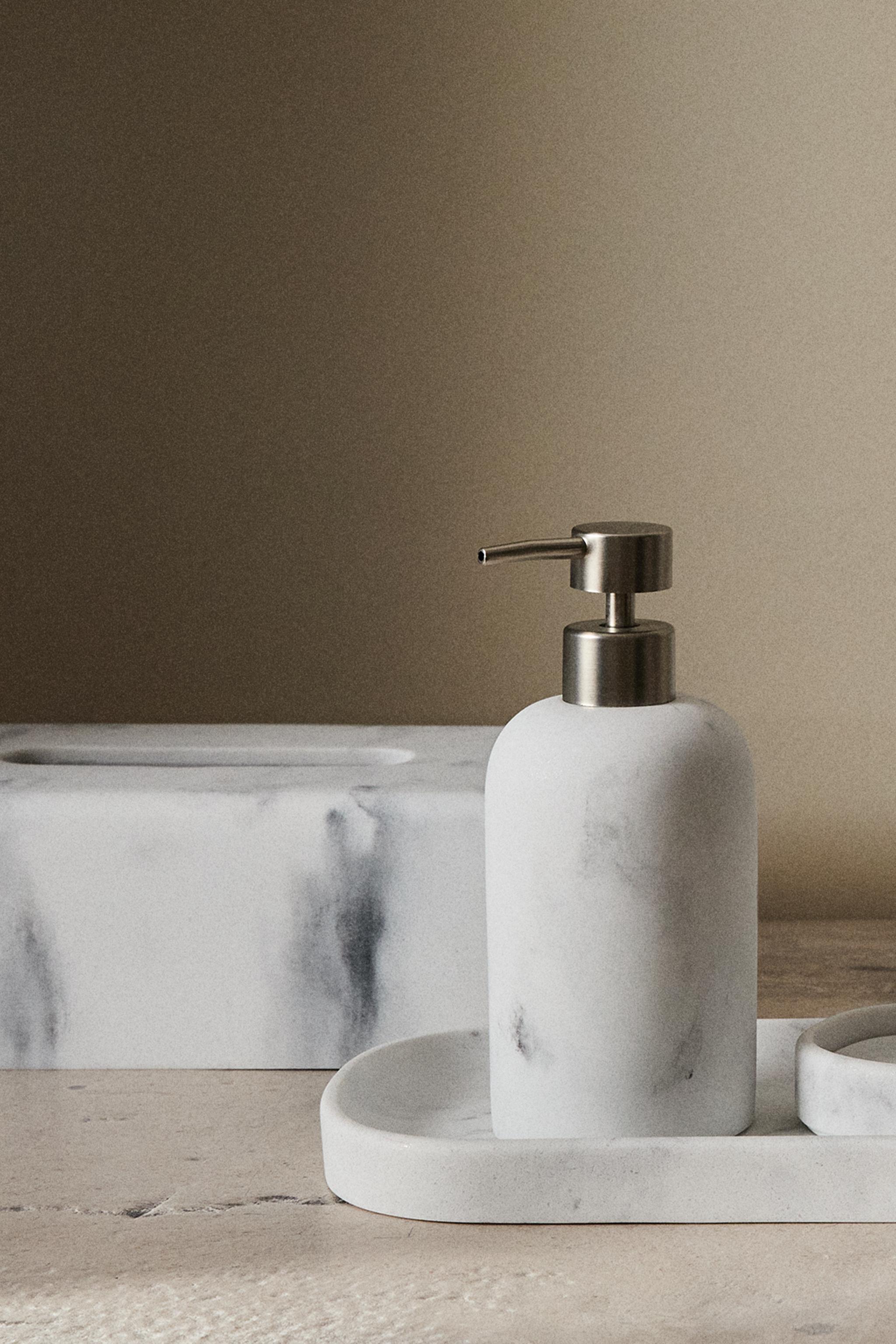 MARBLE EFFECT BATHROOM ACCESSORY SET | ZARA United States