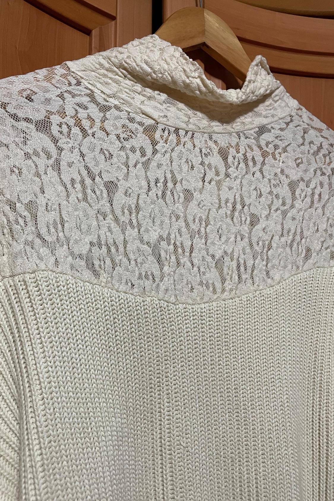 RIBBED SWEATER WITH LACE TRIM - Image 2
