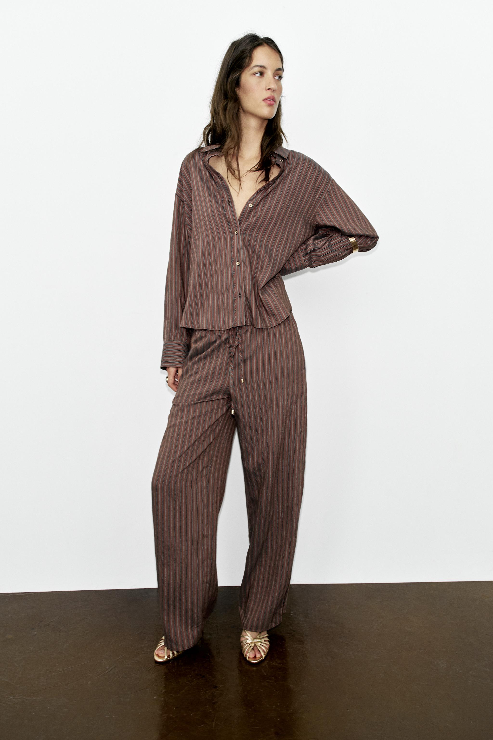 PANTALON LARGE À RAYURES