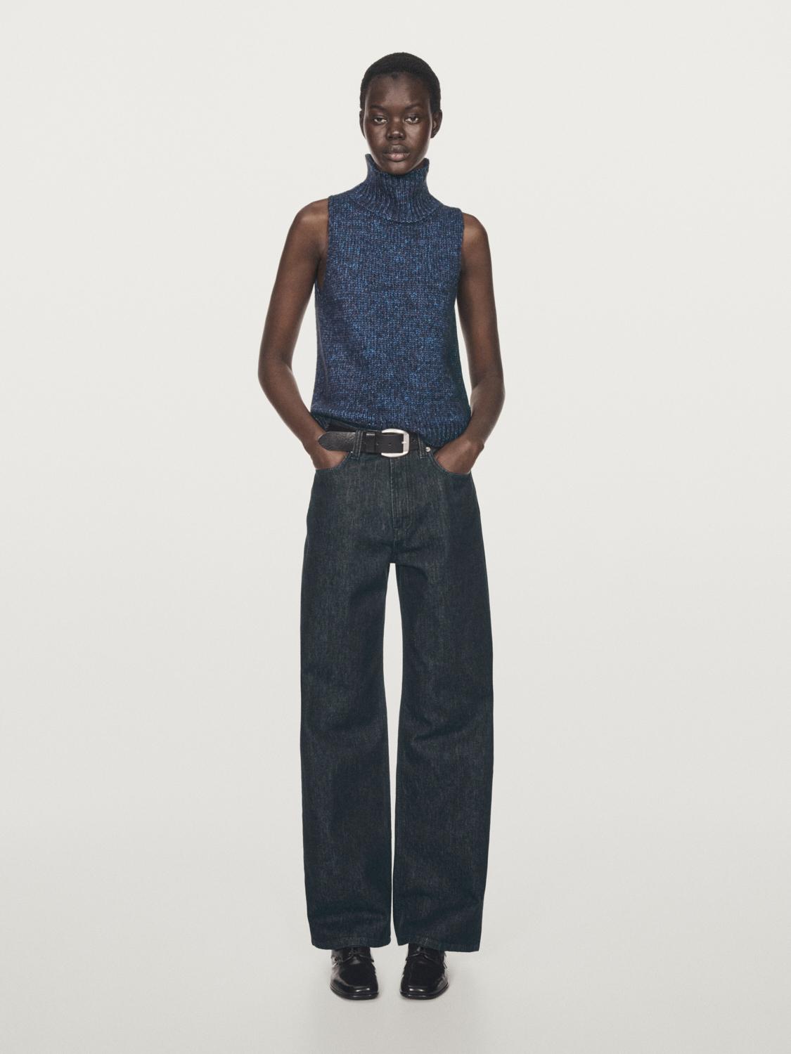 Veste sans manches en maille à col roulé