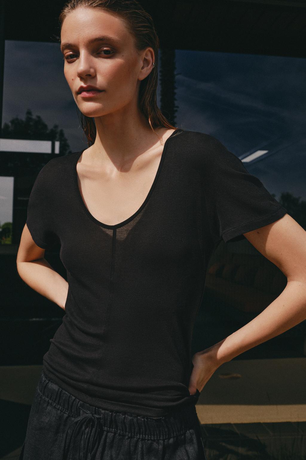 FLOWY SHORT SLEEVE T-SHIRT - image 2
