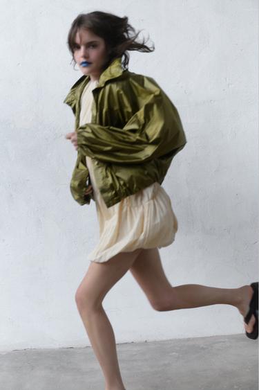 OVERSIZE NYLON JACKET - Intense green by Zara