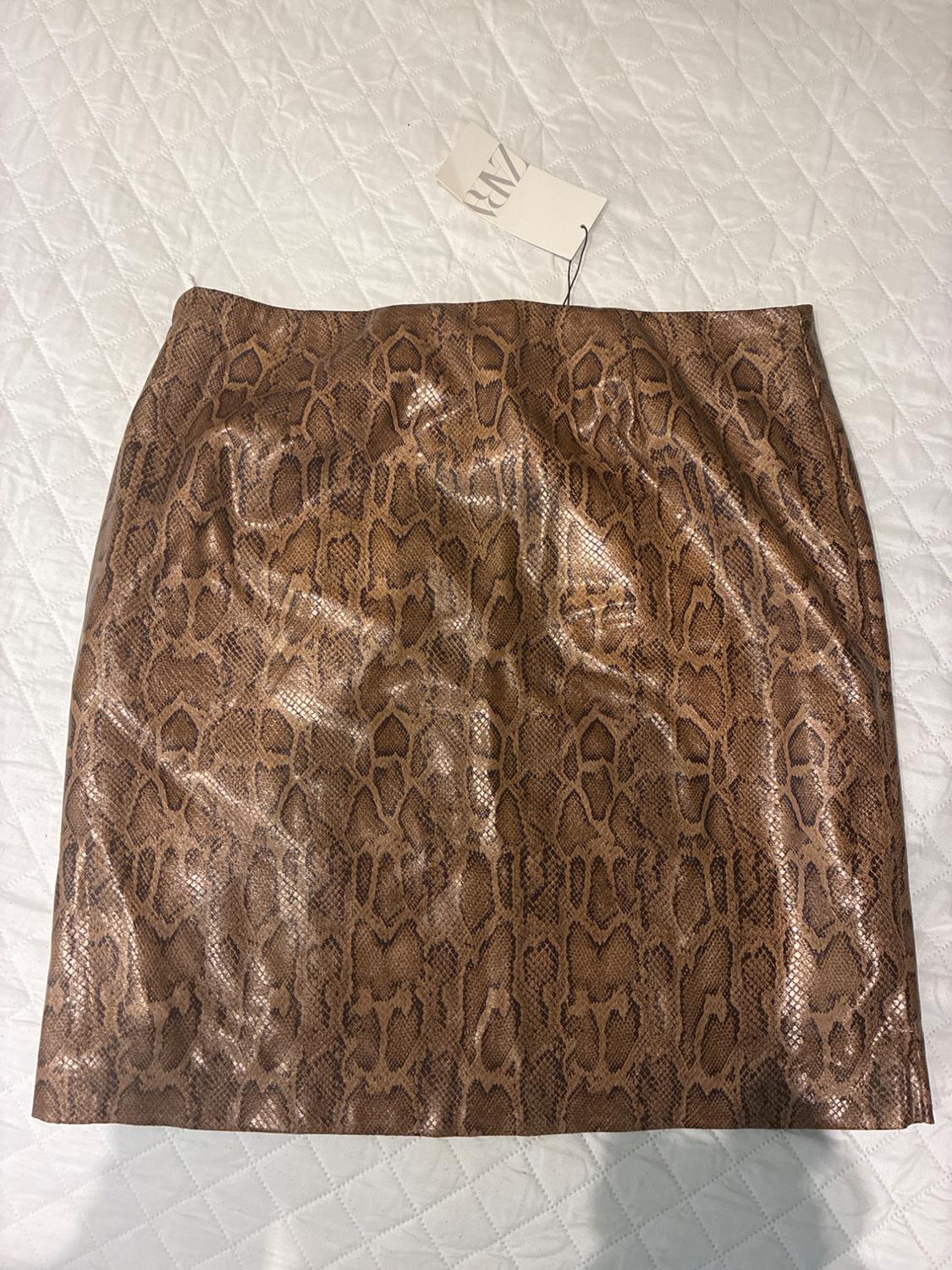 SNAKESKIN PRINT LEATHER EFFECT SKIRT - Image 2