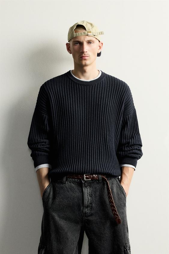 PULL COUPE BOXY STRUCTURÉ - Bleu marine de Zara - Image 1