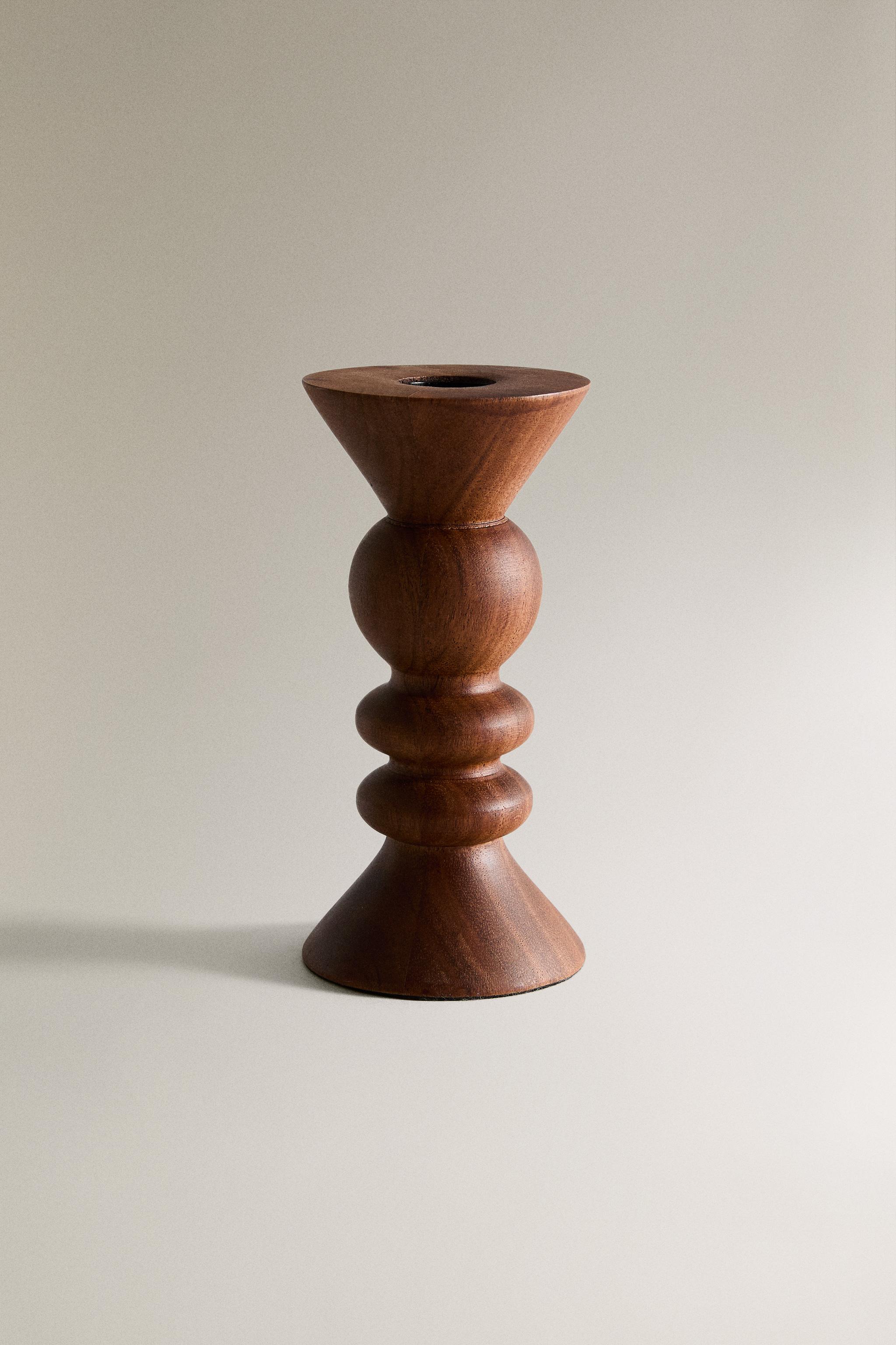 CHANDELIER EN BOIS