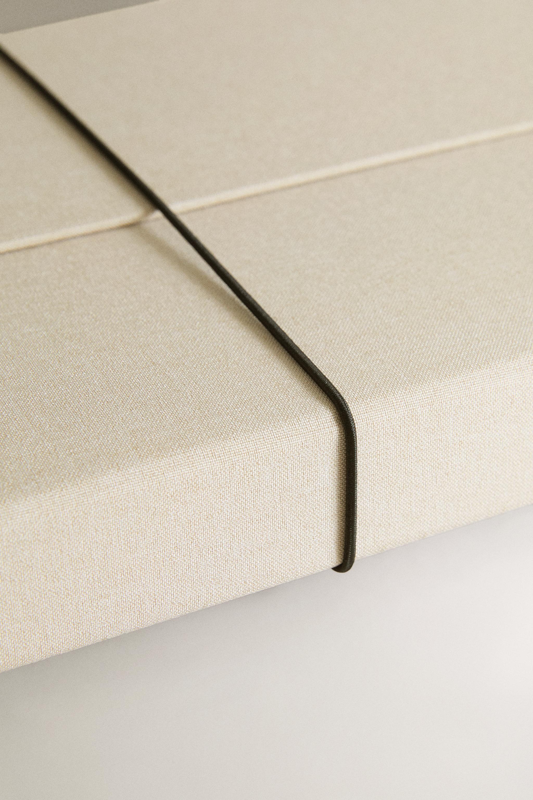 LINEN ARCHIVE FOLDER