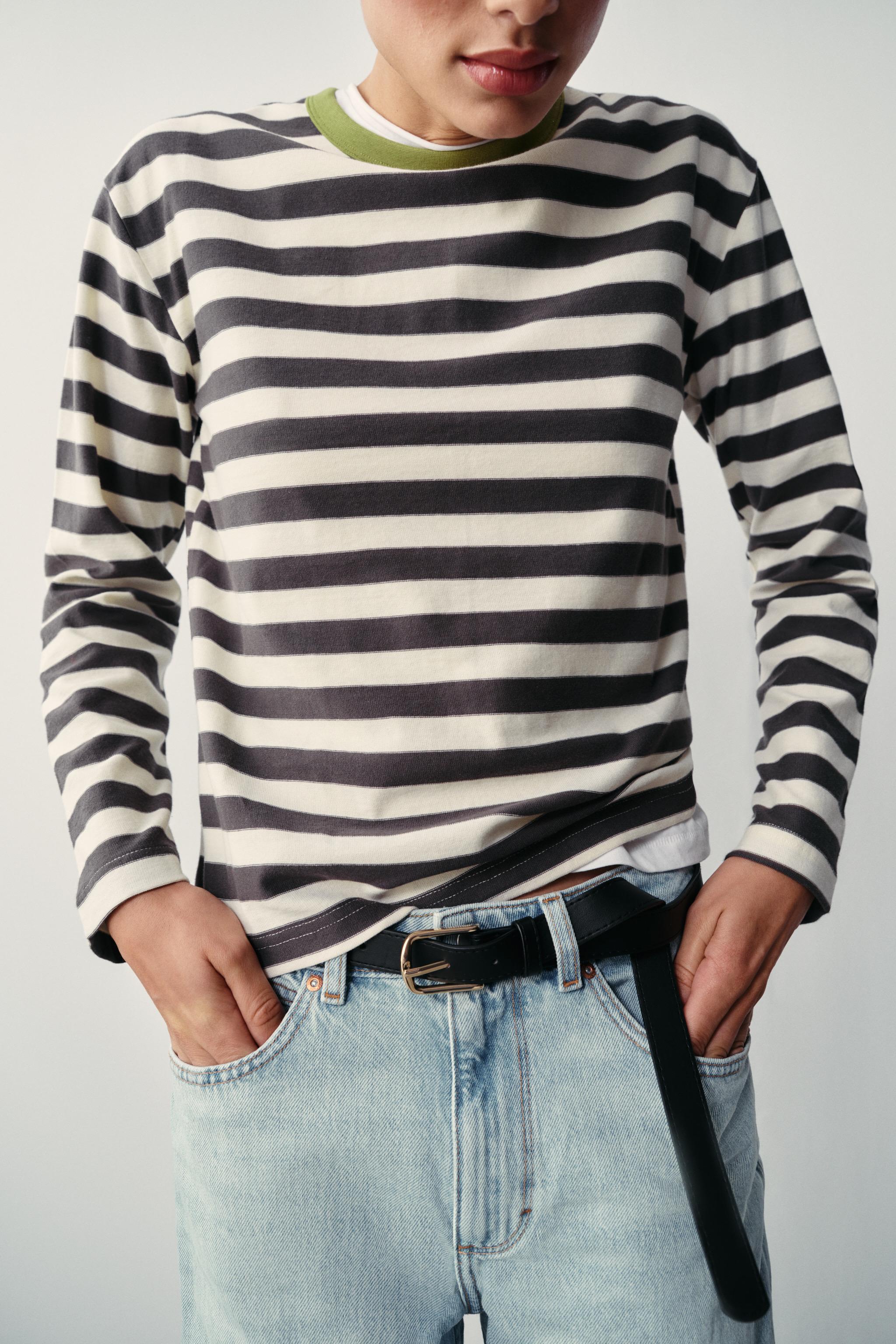 WIDE STRIPED T-SHIRT — striped