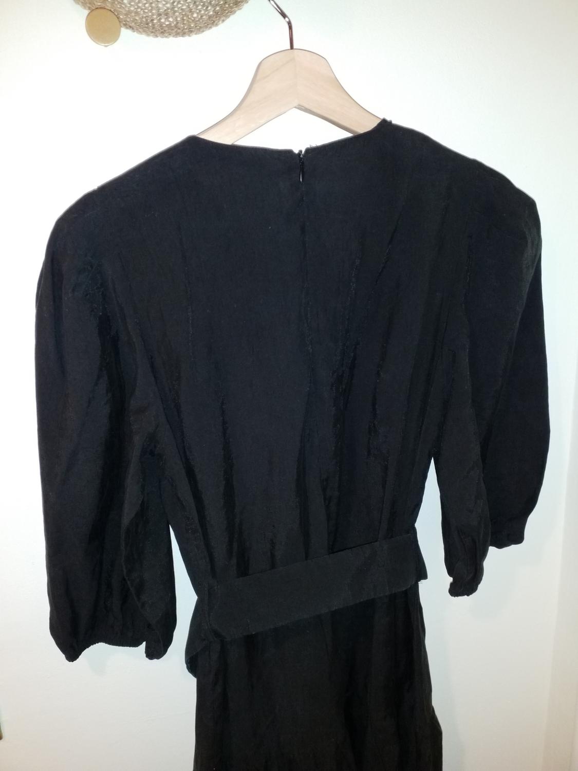DRESS WITH BELT - Image 6