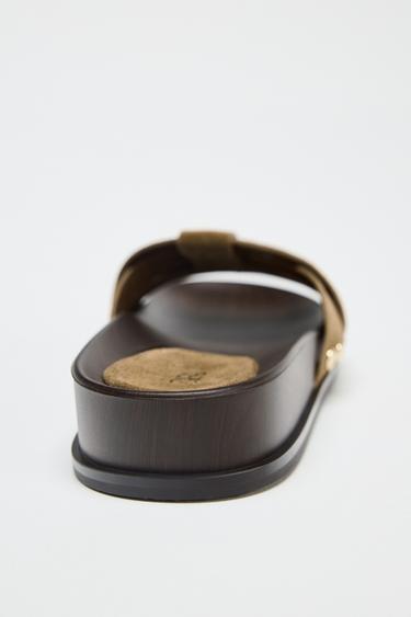 SANDALES PLATES-FORMES EN CUIR - Vert kaki de Zara - Image 6