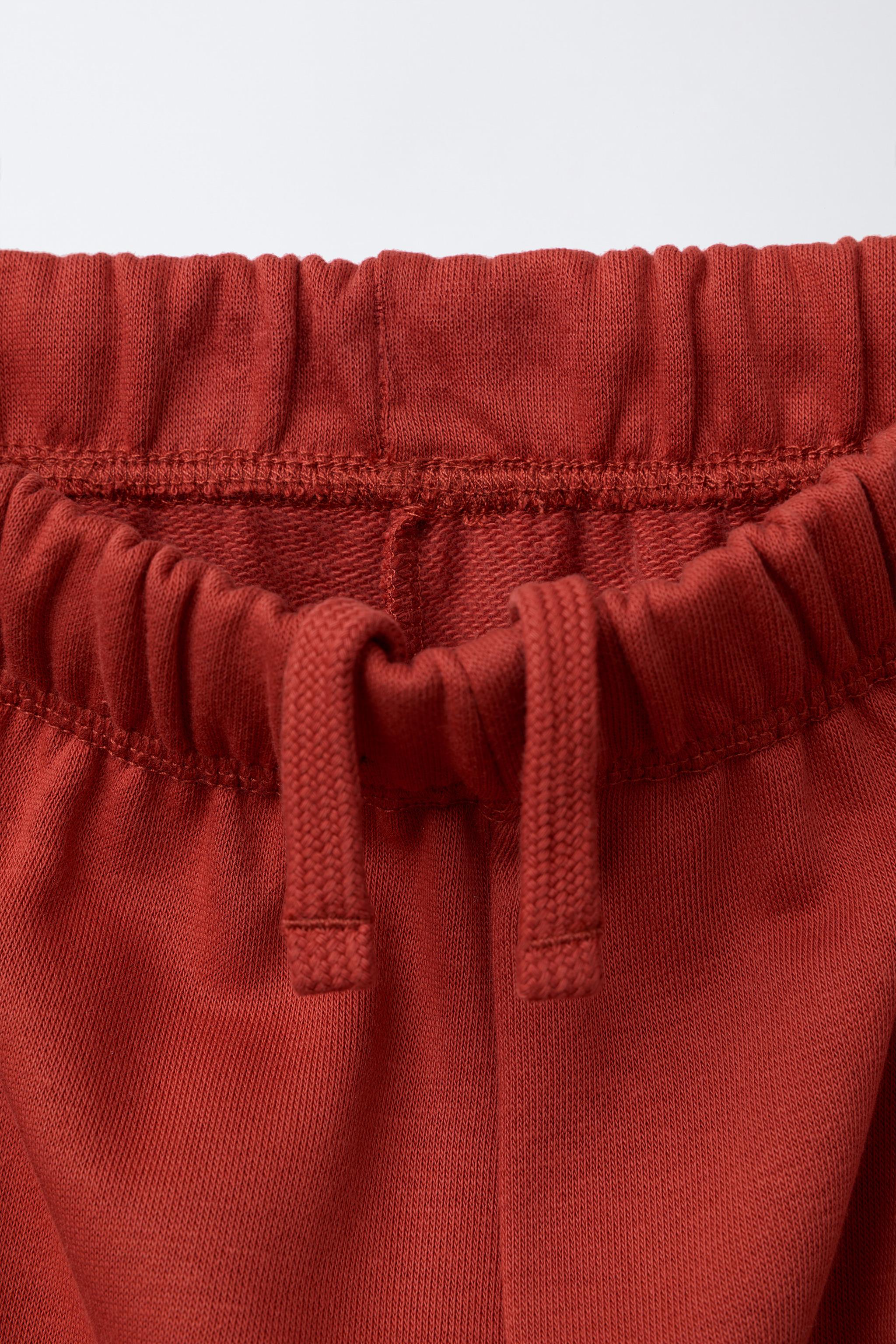 EMBROIDERED SWEATSHIRT AND JOGGER PANTS SET