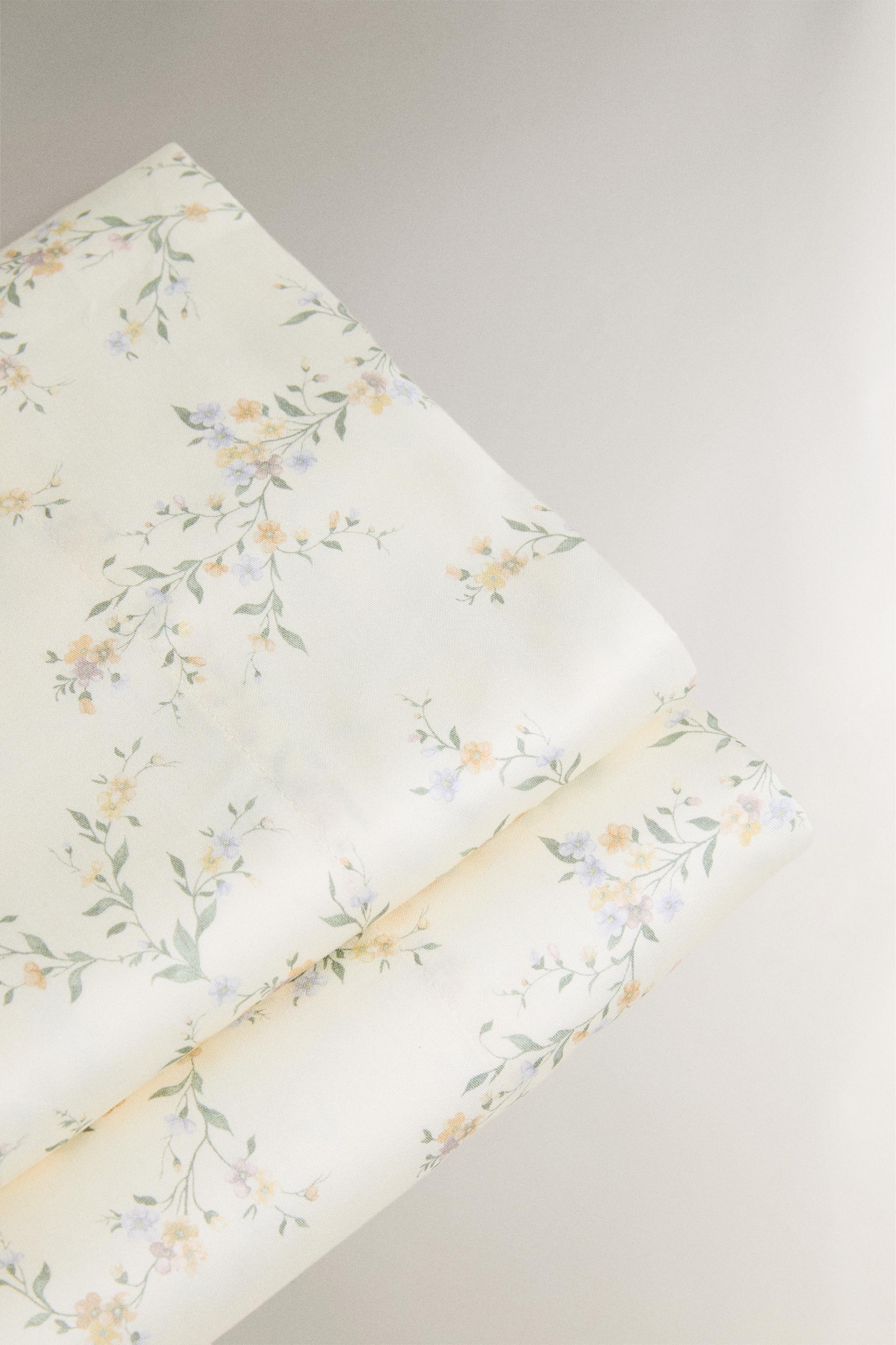 DRAP DE DESSUS SATIN FLORAL