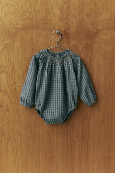 PELELE CUADROS BORDADOS - Azul / Gris de Zara