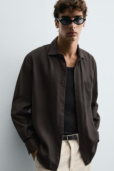 CAMISA FLUIDA BOLSILLO - Marrón de Zara