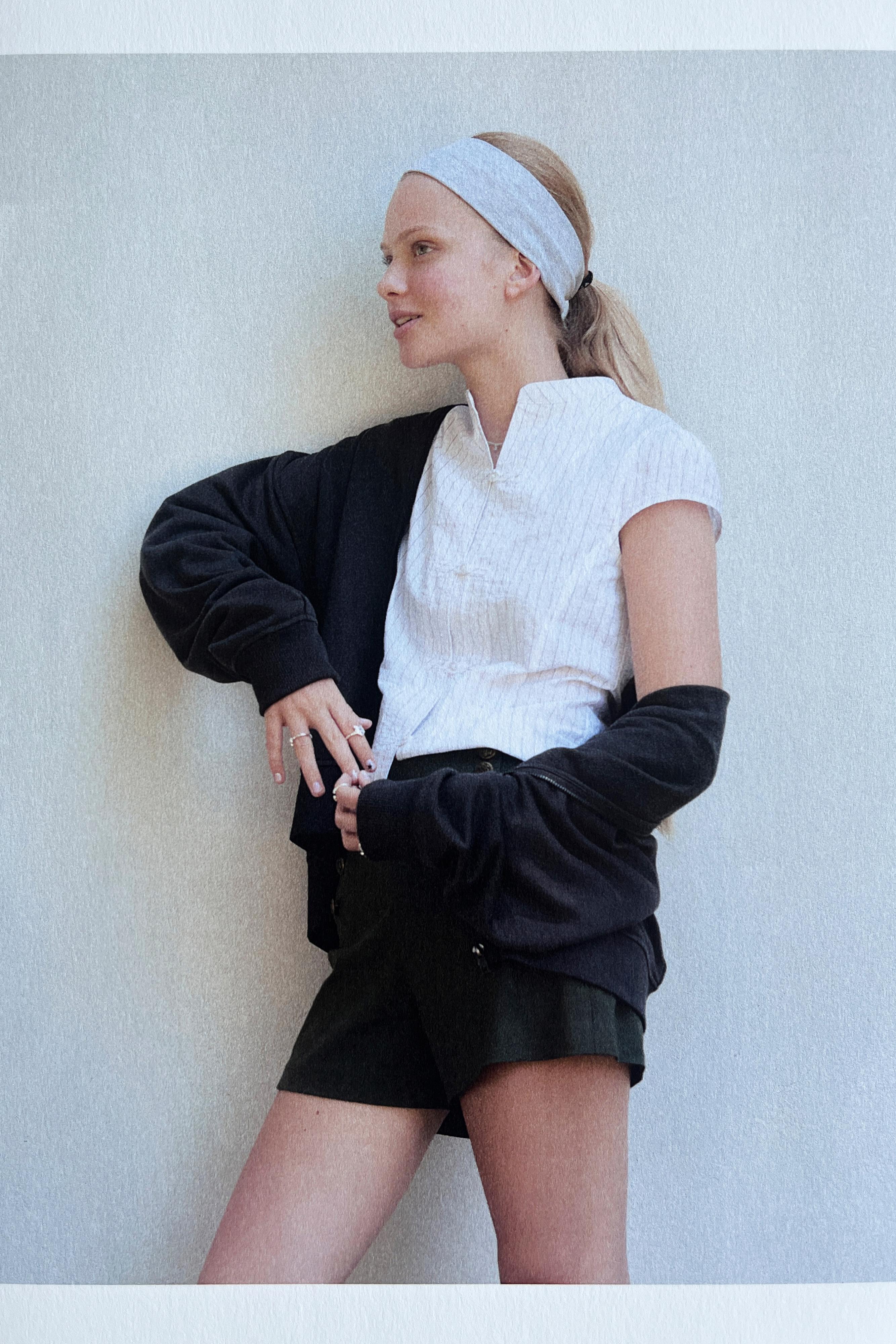 BUTTONED BERMUDA SHORTS — Khaki